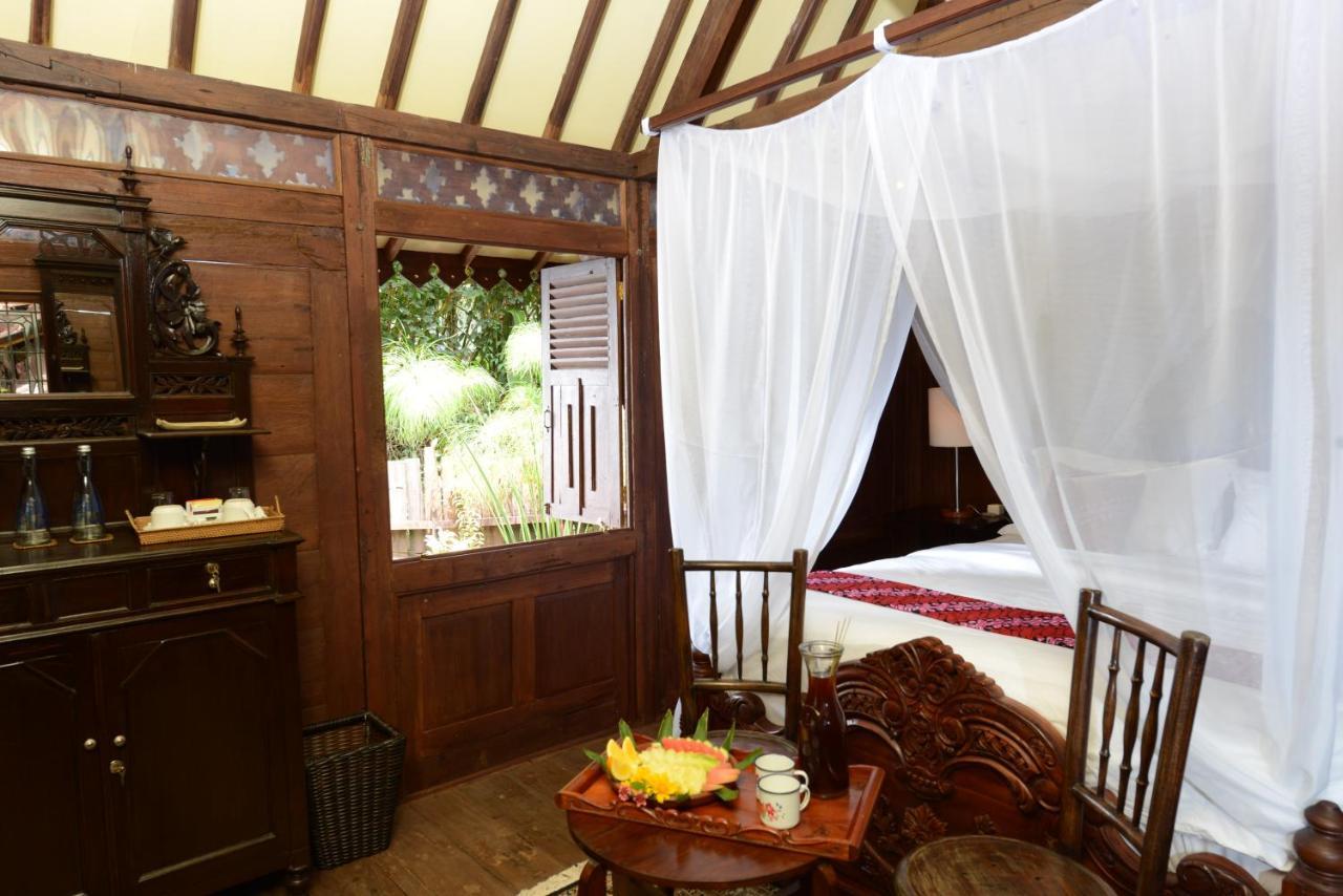 The Lodge Maribaya Cikareumbi Exterior photo