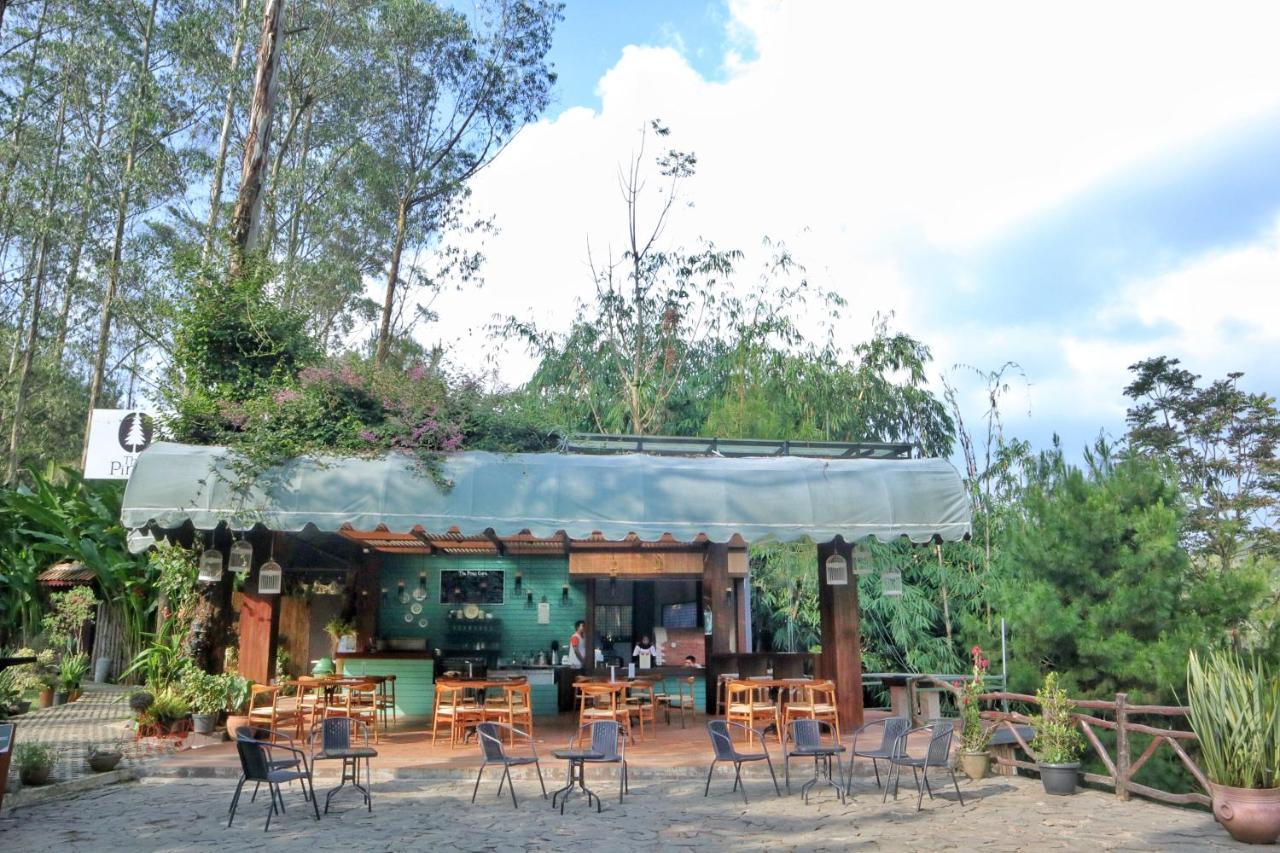 The Lodge Maribaya Cikareumbi Exterior photo