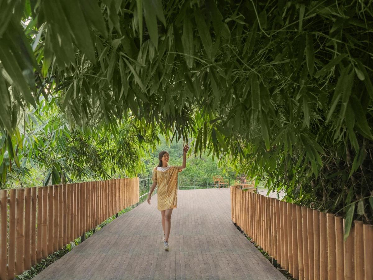 The Lodge Maribaya Cikareumbi Exterior photo
