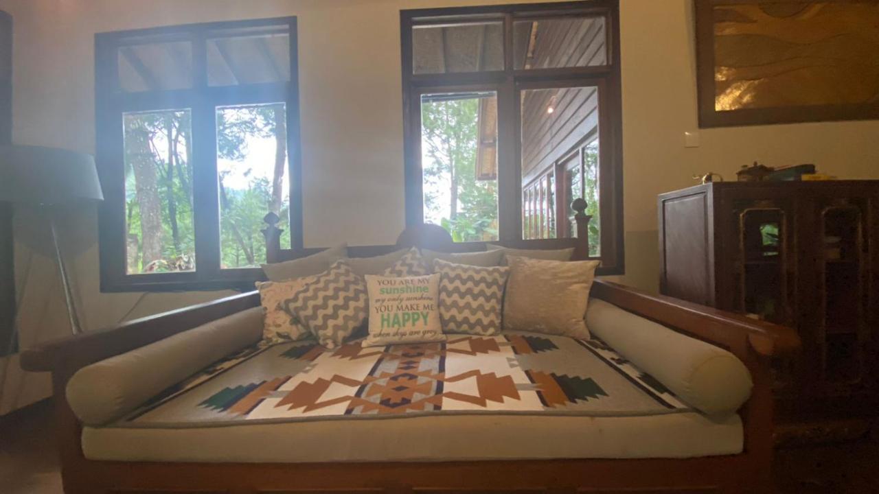 The Lodge Maribaya Cikareumbi Exterior photo