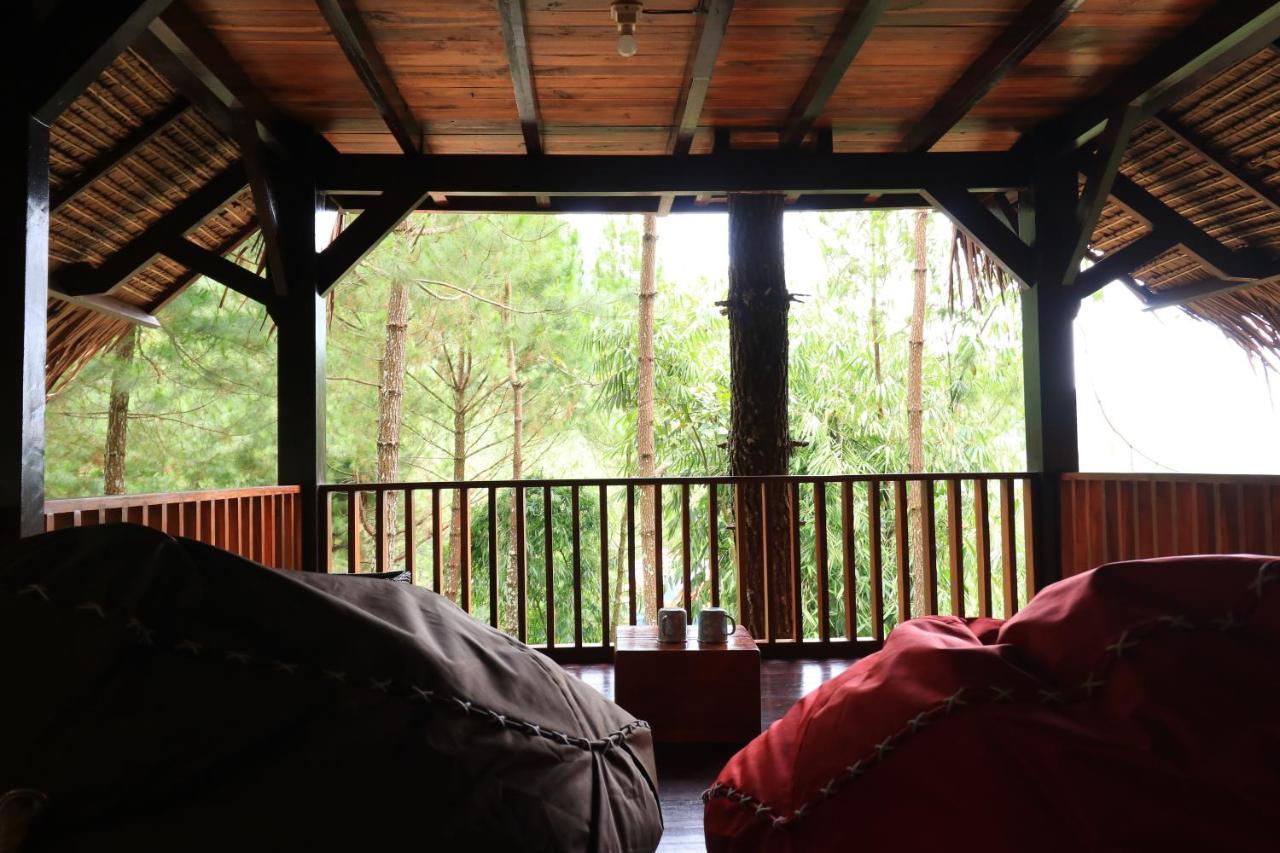 The Lodge Maribaya Cikareumbi Exterior photo